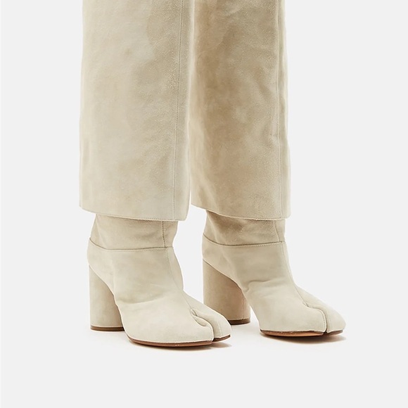 ISO MAISON MARGIELA
Leather Foldover Tabi Boots - Picture 2 of 2